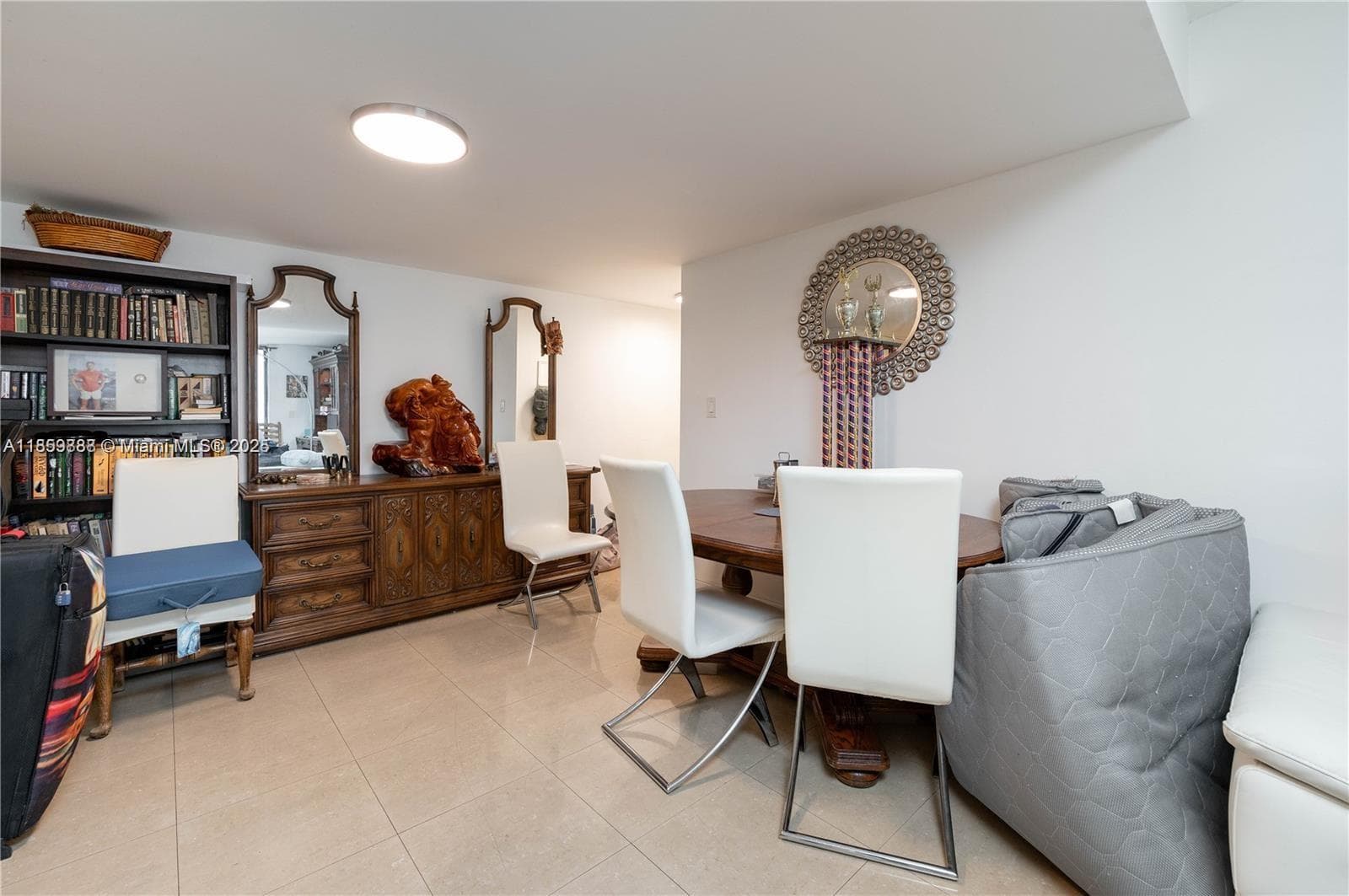 A11859888 — Miami Beach — 15