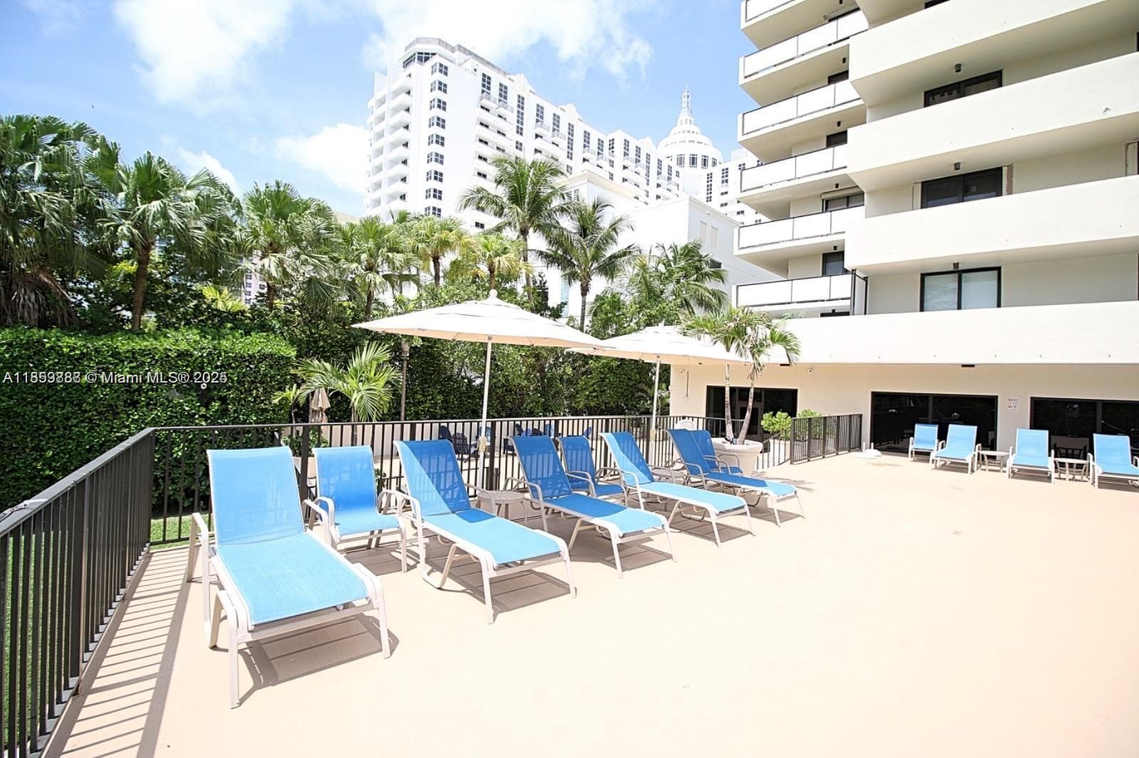 A11859888 — Miami Beach — 25