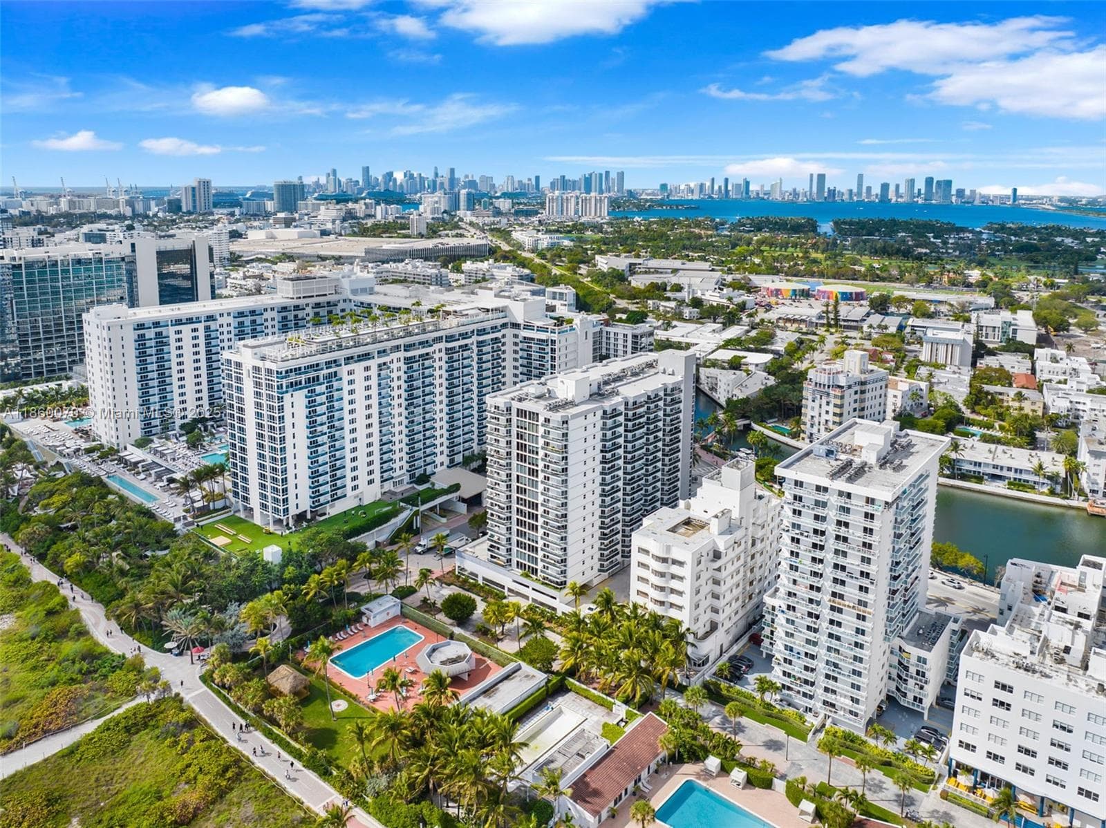 A11860070 — Miami Beach — 52