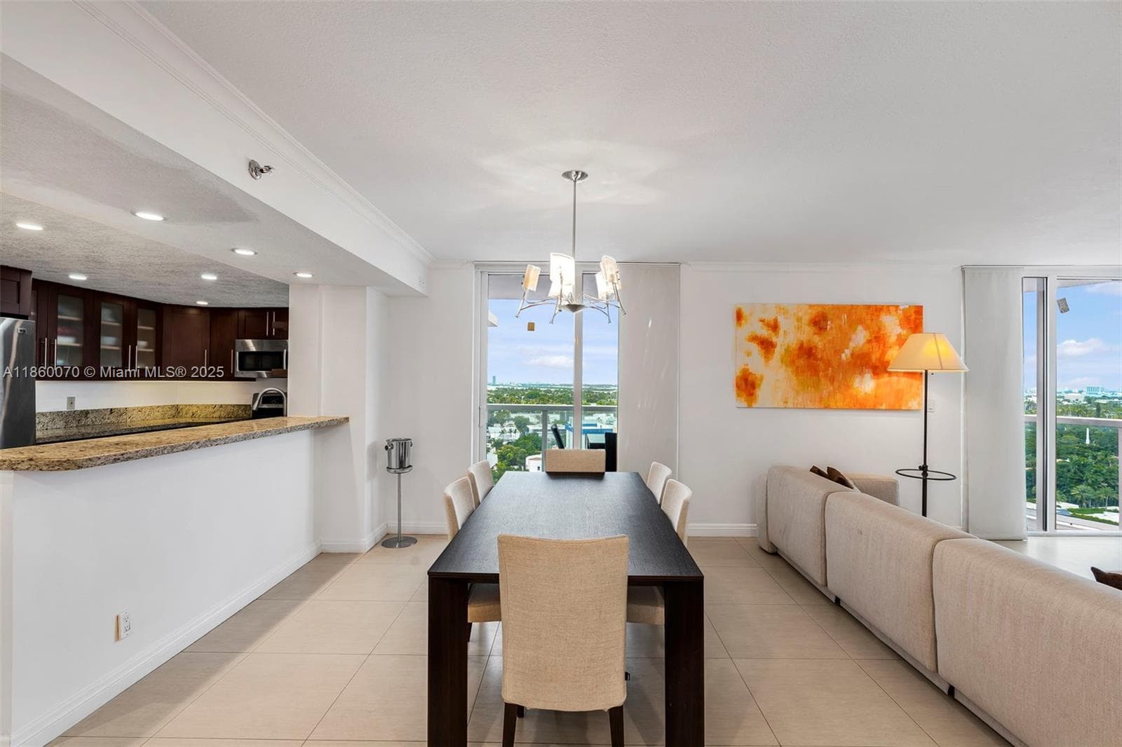 A11860070 — Miami Beach — 13