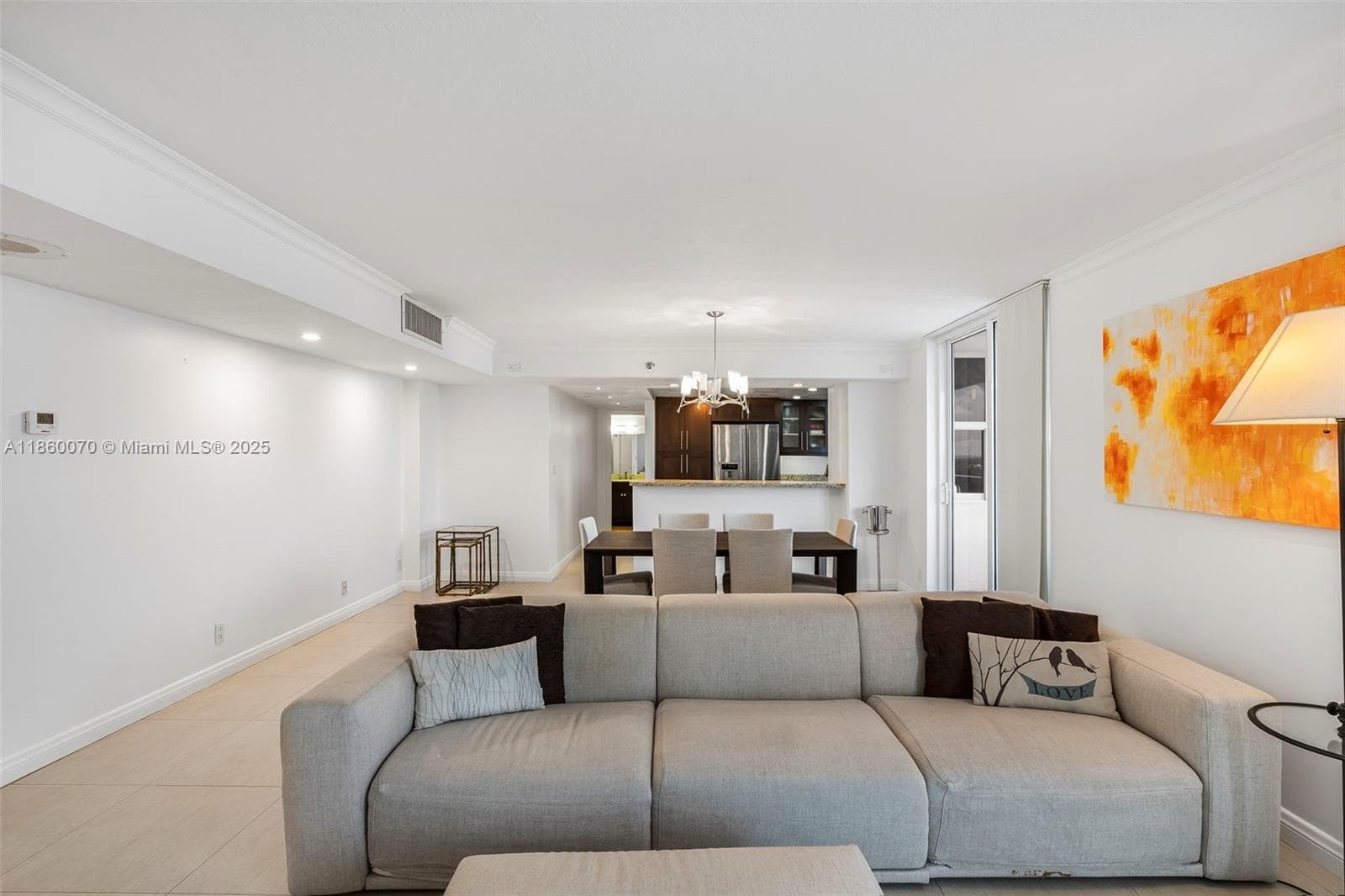 A11860070 — Miami Beach — 9