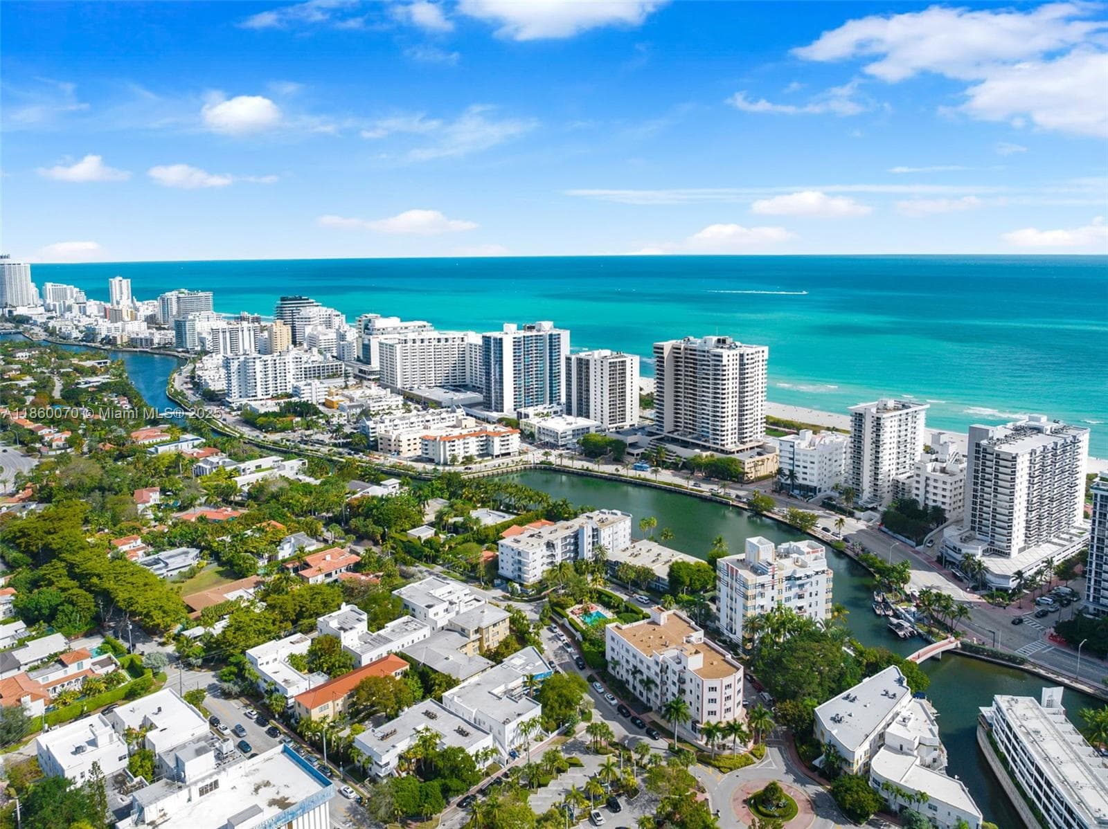 A11860070 — Miami Beach — 60