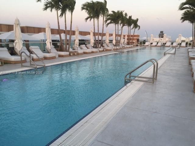 A11860119 — Miami Beach — 22