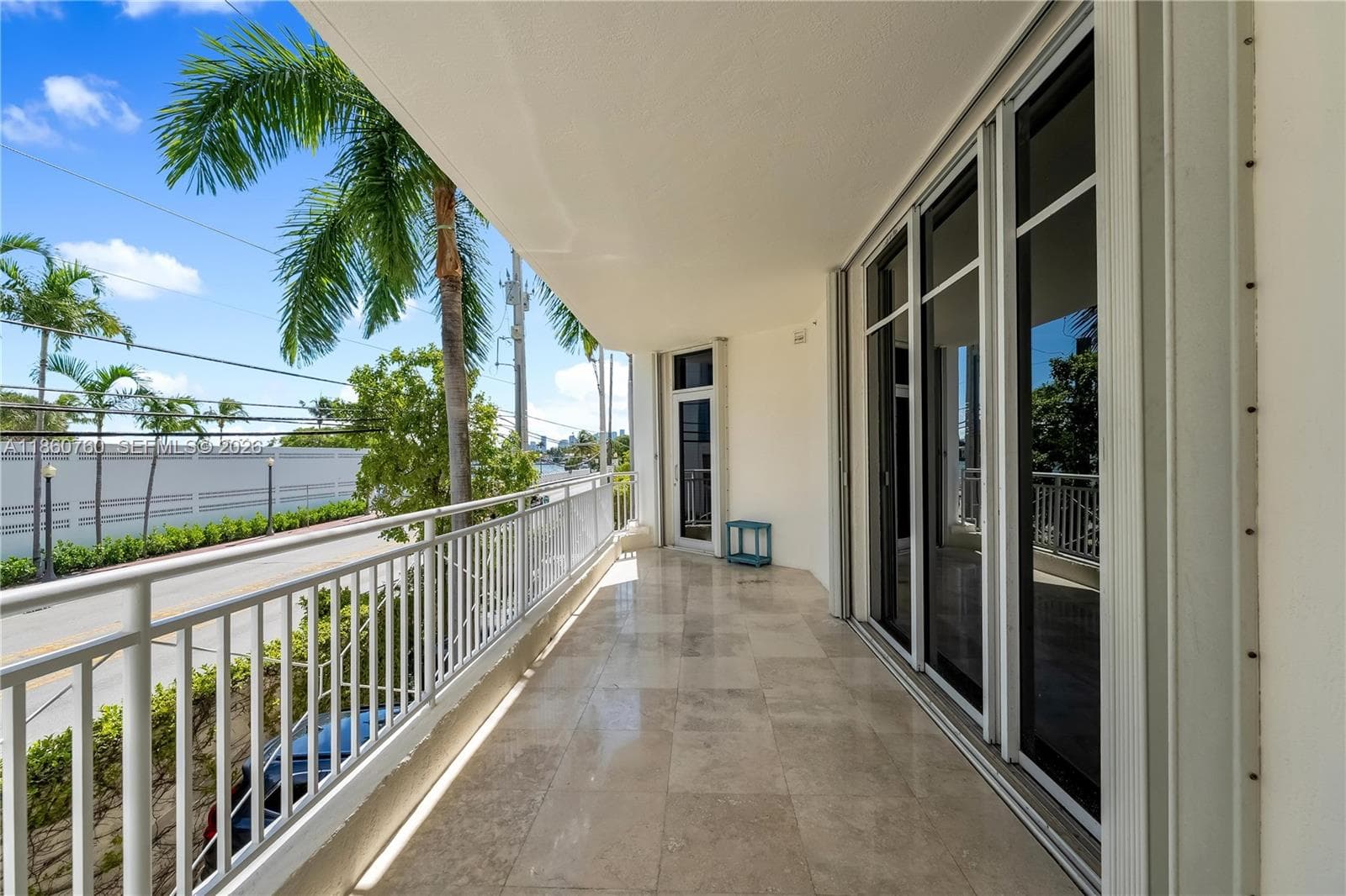 A11860760 — Miami Beach — 24