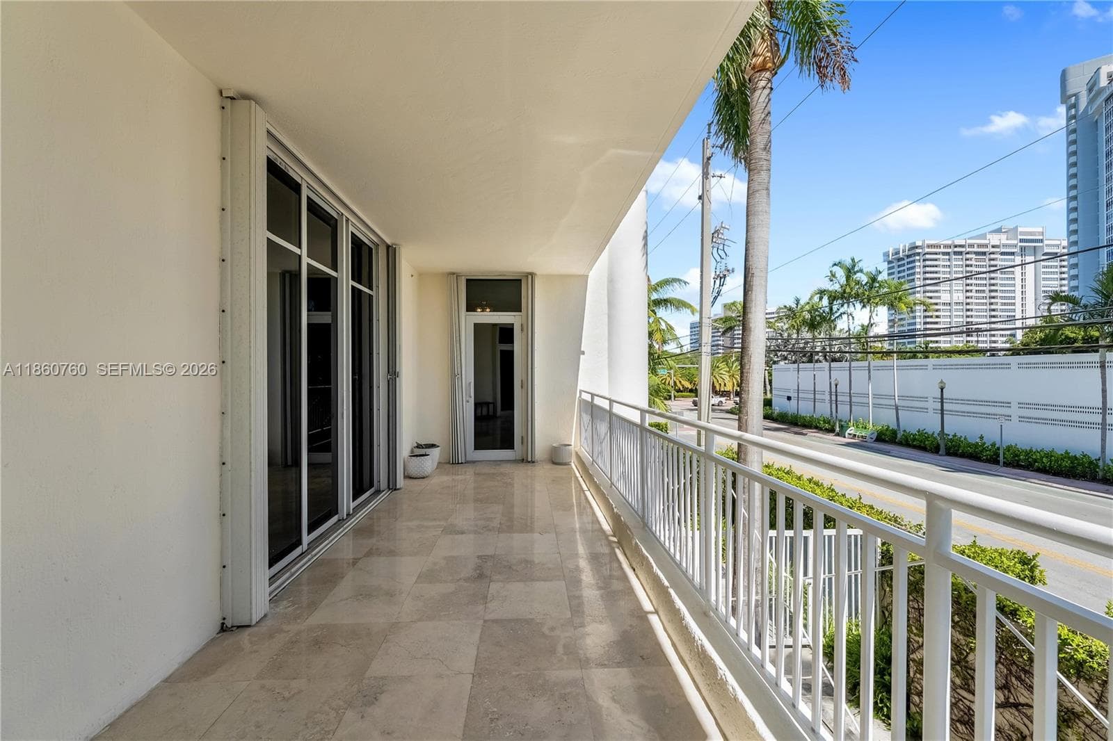 A11860760 — Miami Beach — 25