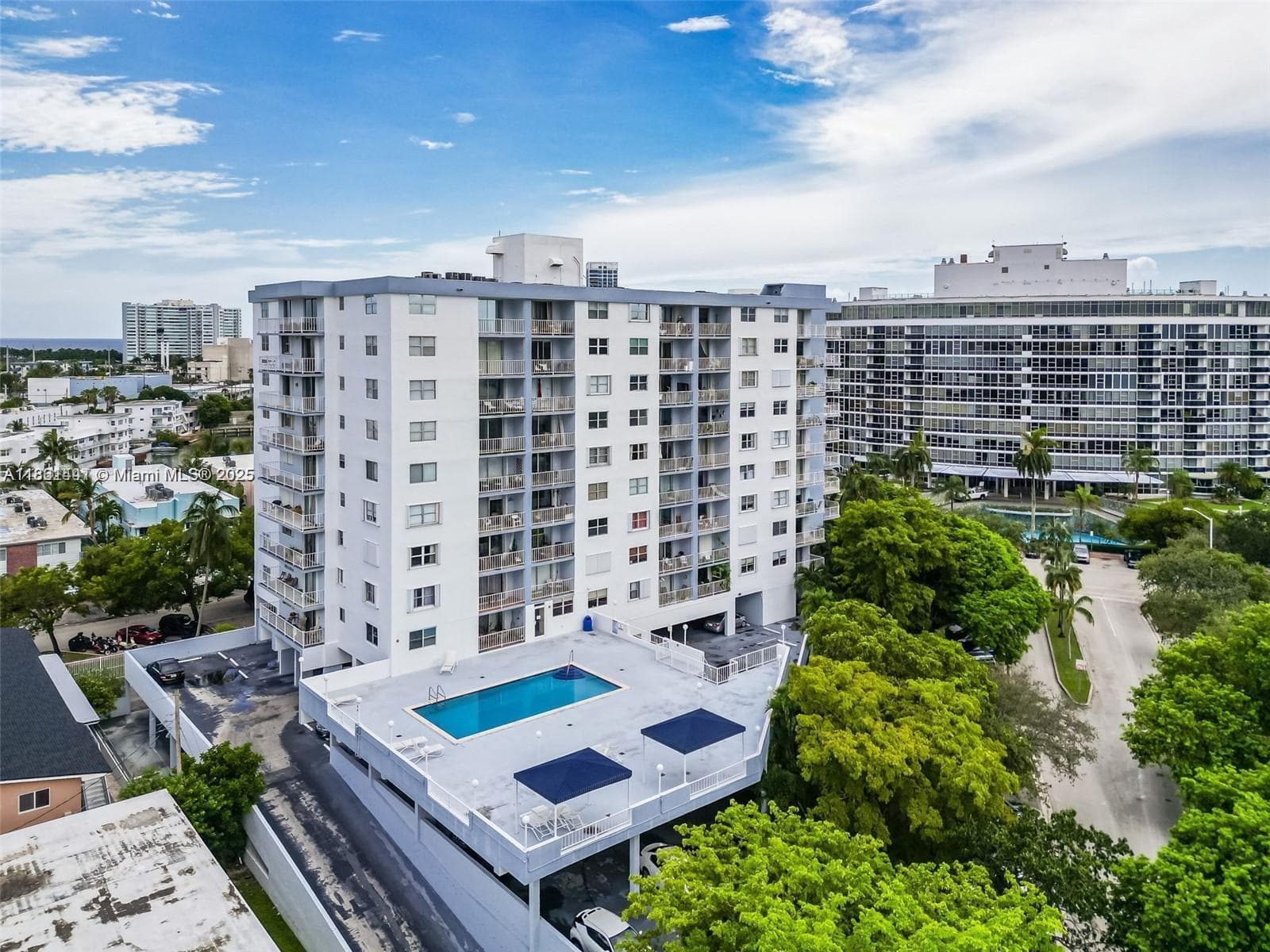 A11861441 — Miami Beach — 22