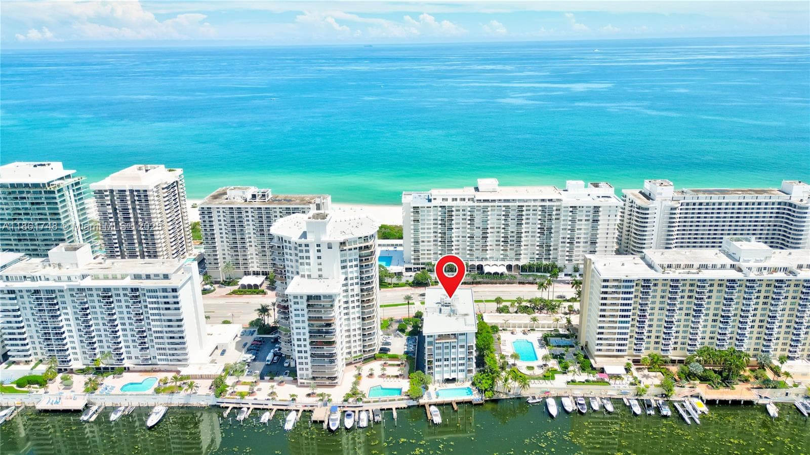 A11861748 — Miami Beach — 39