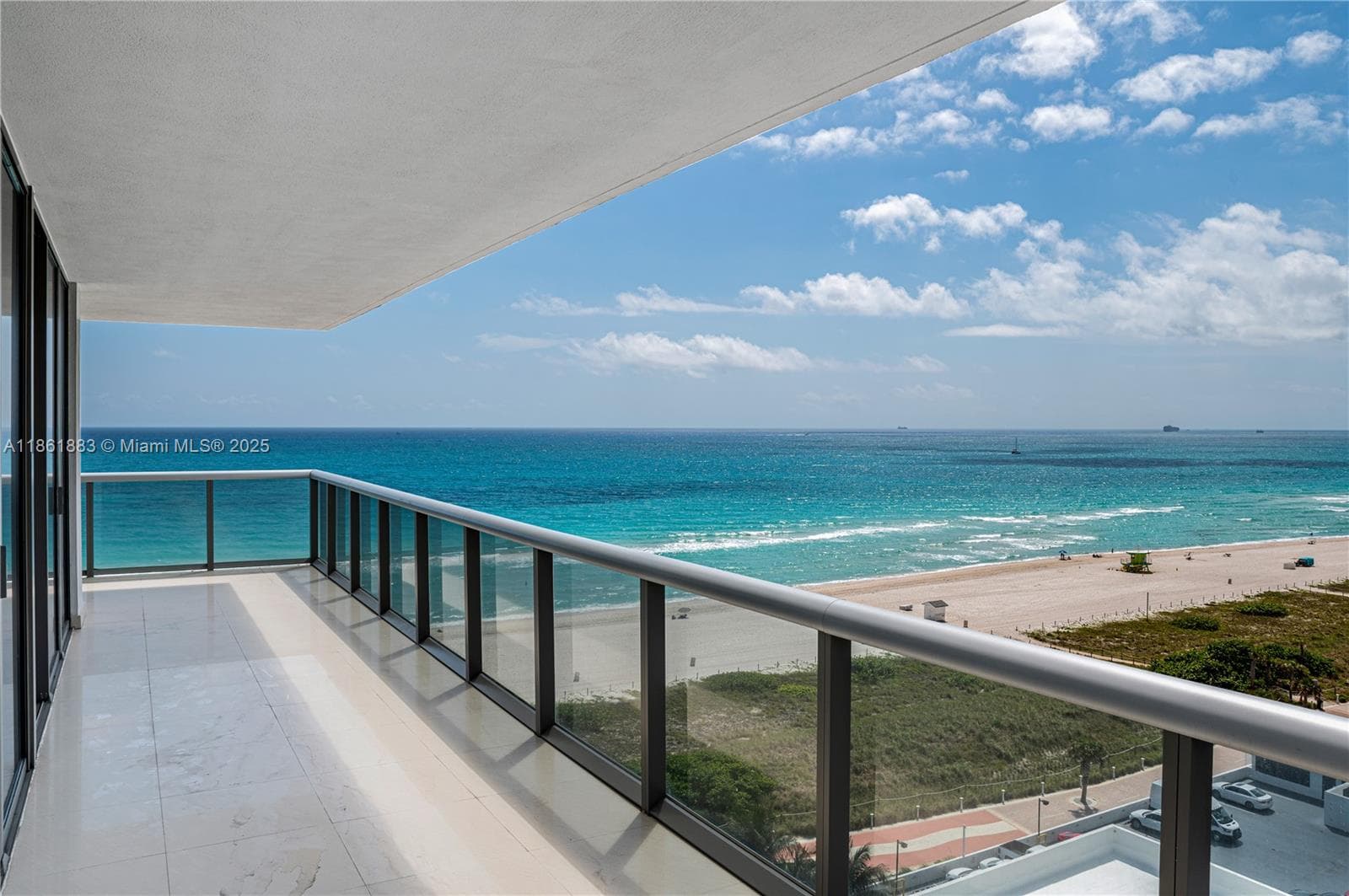 A11861883 — Miami Beach — 57