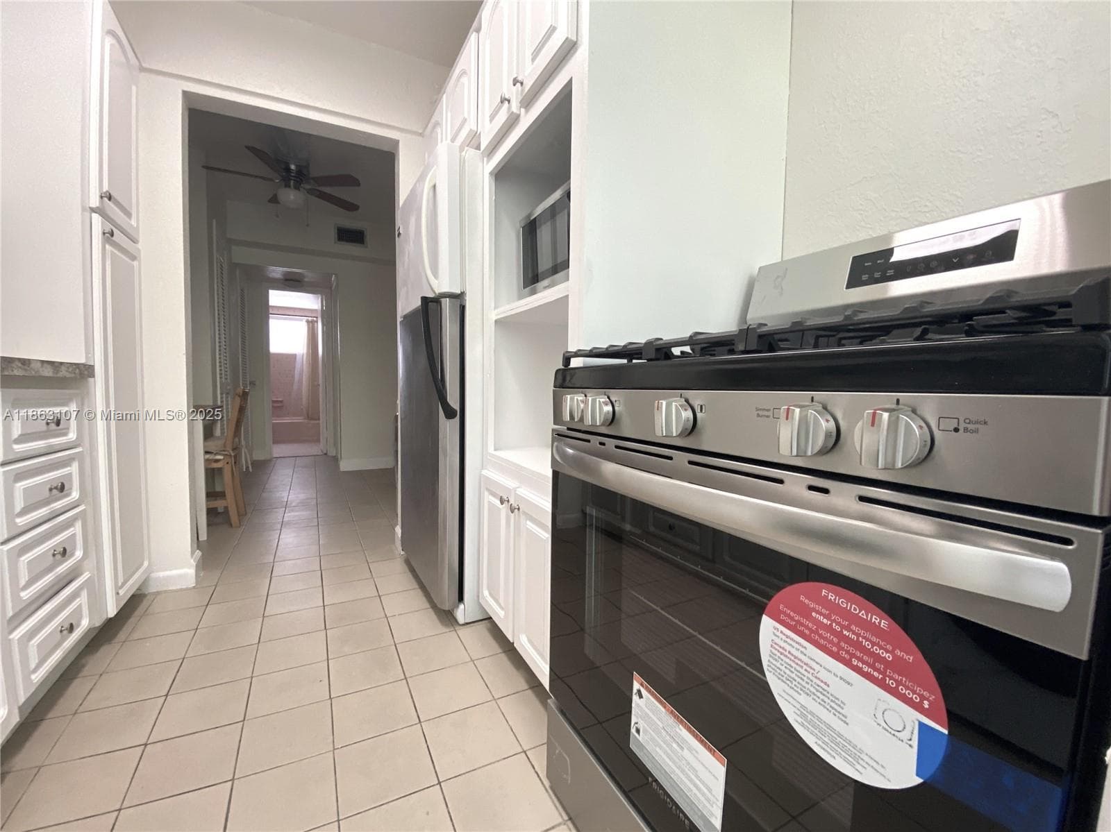A11863107 — Miami Beach — 2