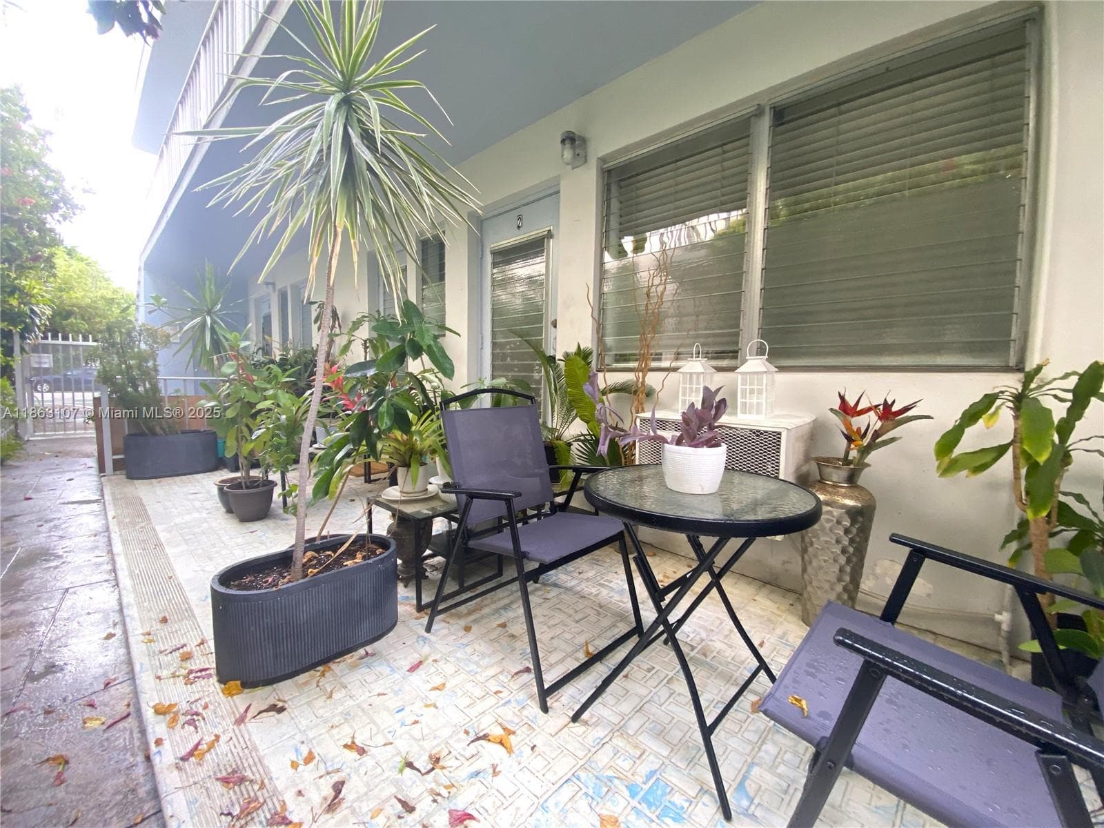 A11863107 — Miami Beach — 17