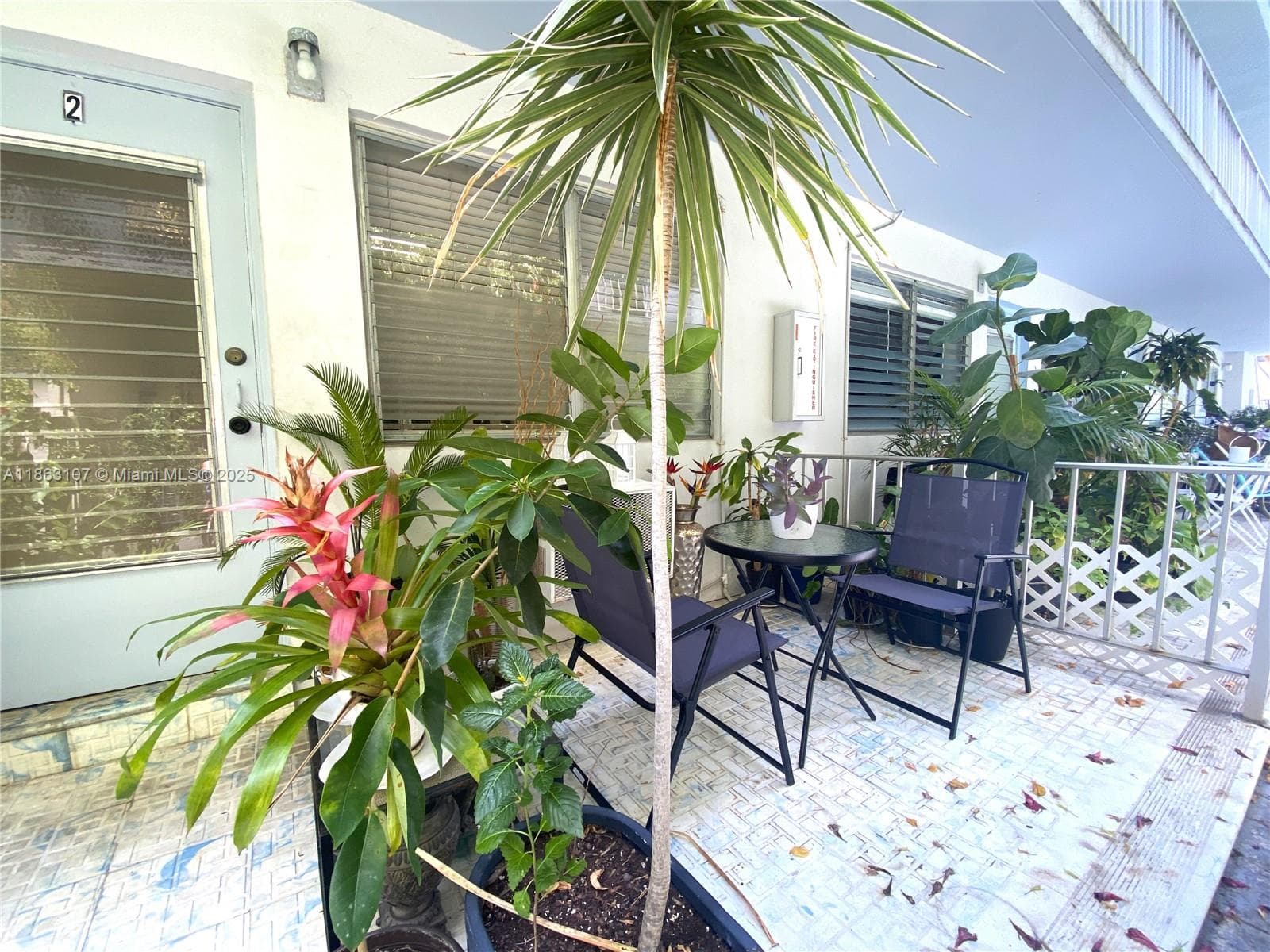 A11863107 — Miami Beach — 15