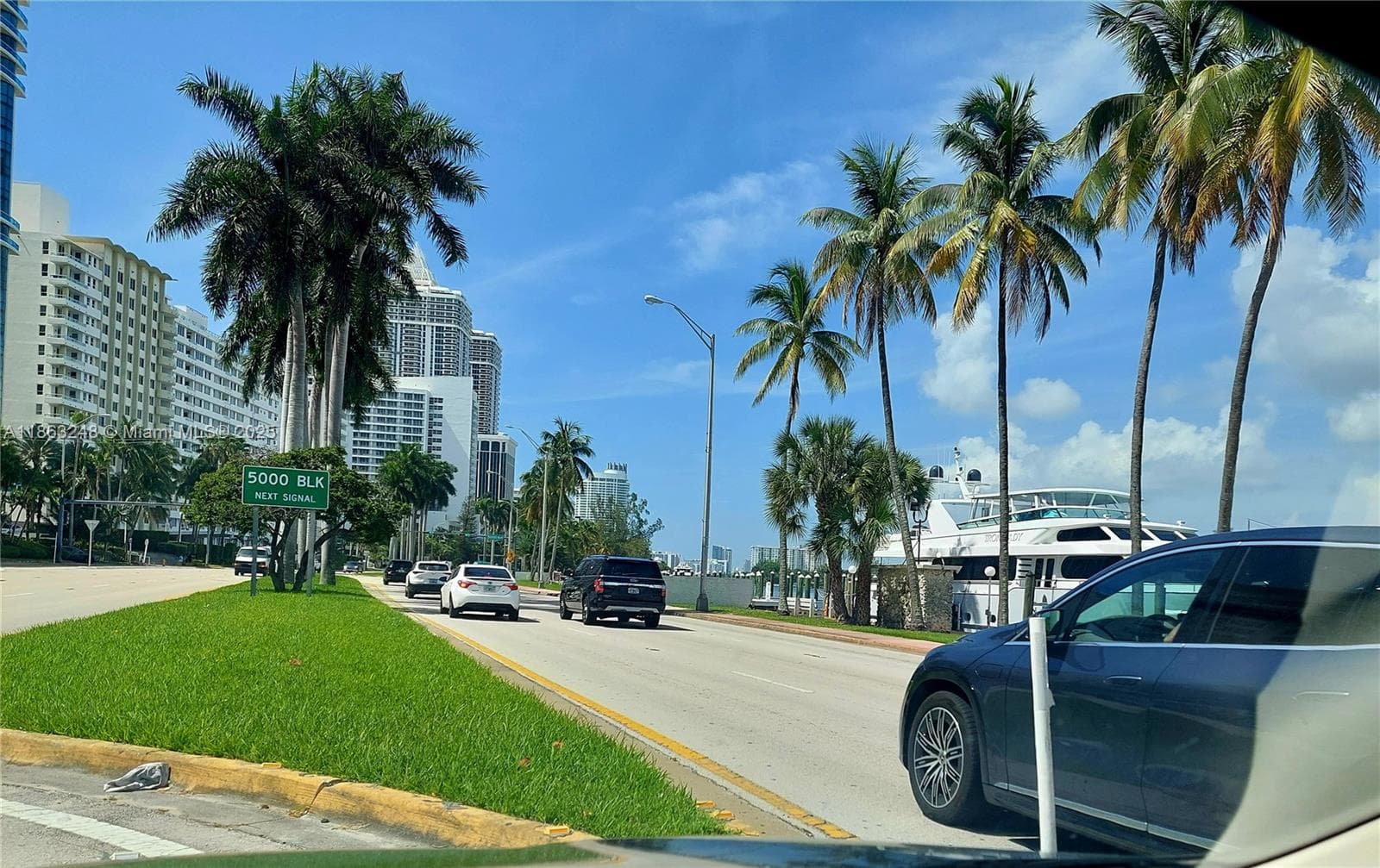 A11863248 — Miami Beach — 22