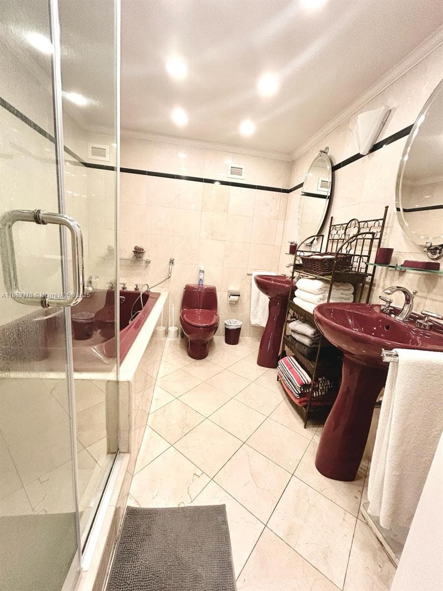 A11863370 — Miami Beach — 6