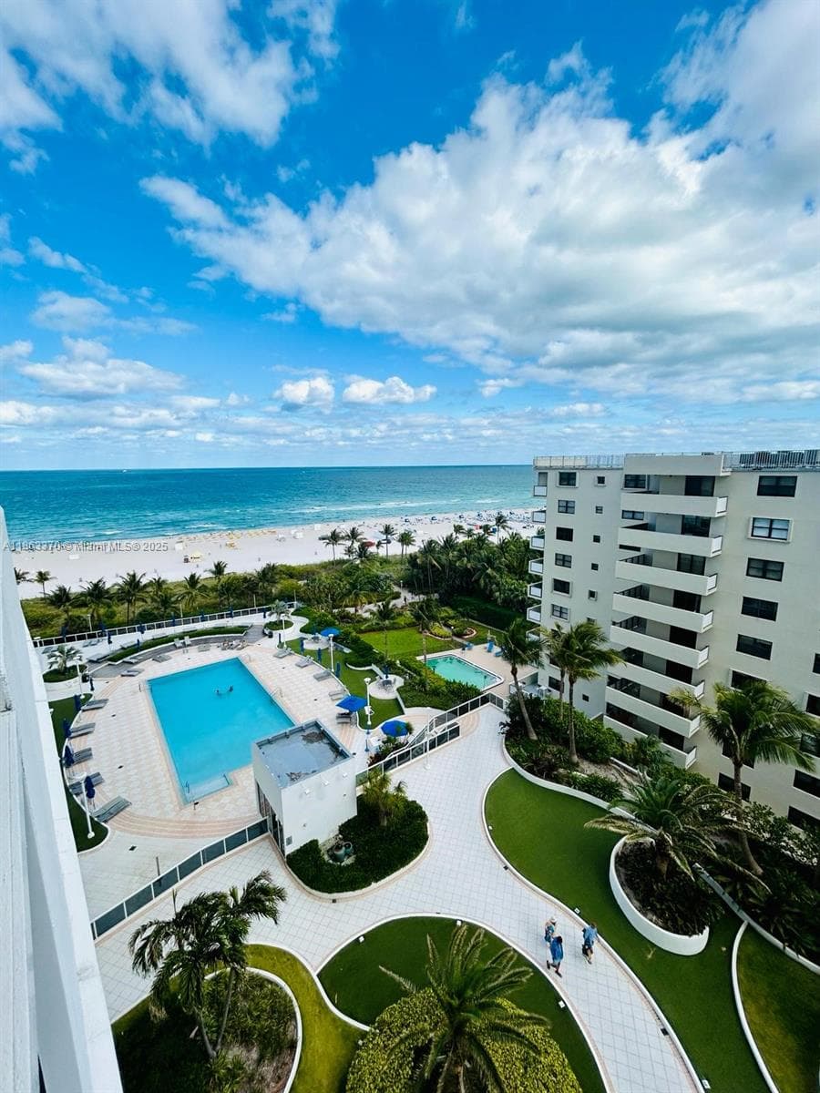 A11863370 — Miami Beach — 11