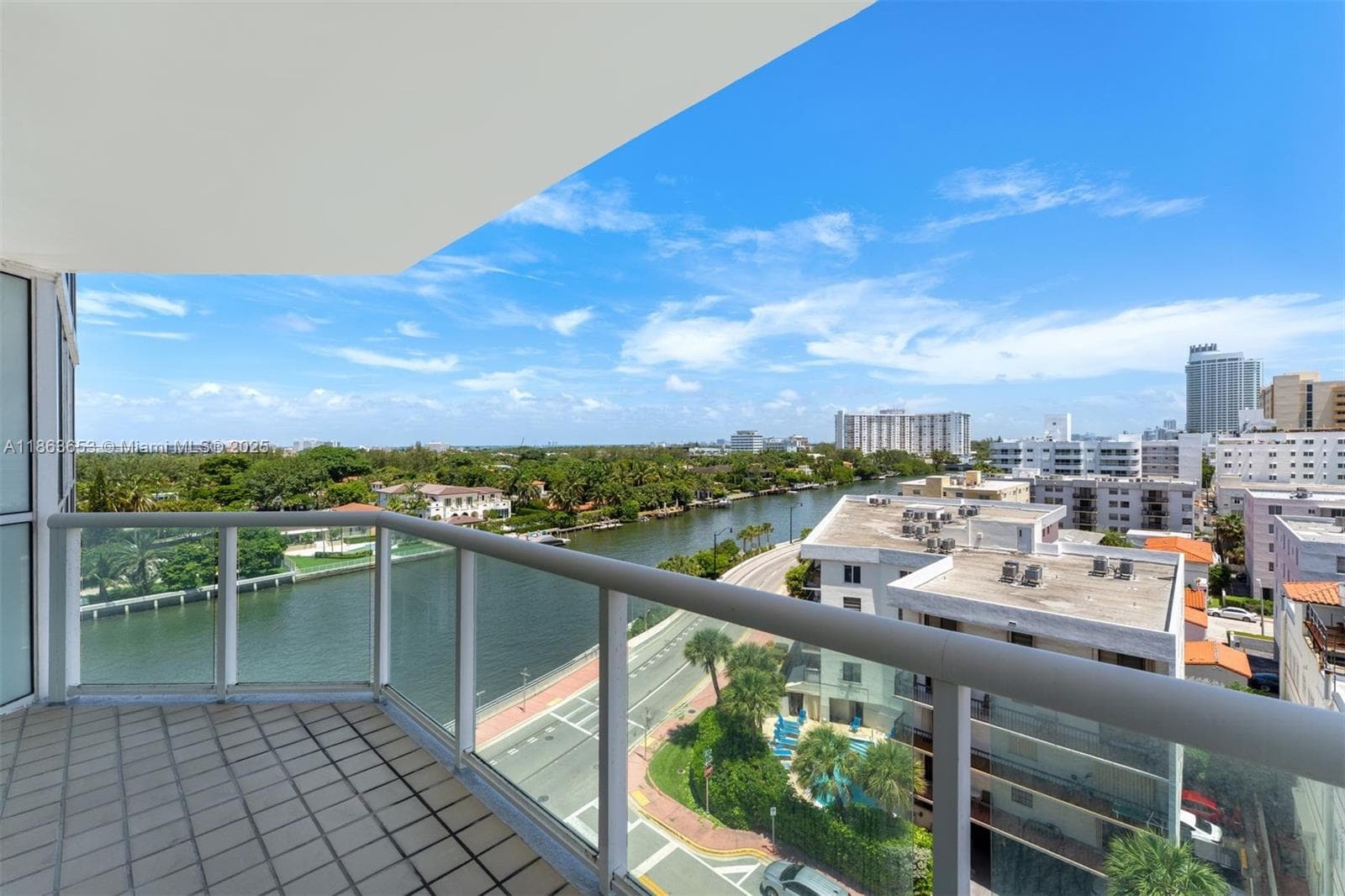 A11863653 — Miami Beach — 12