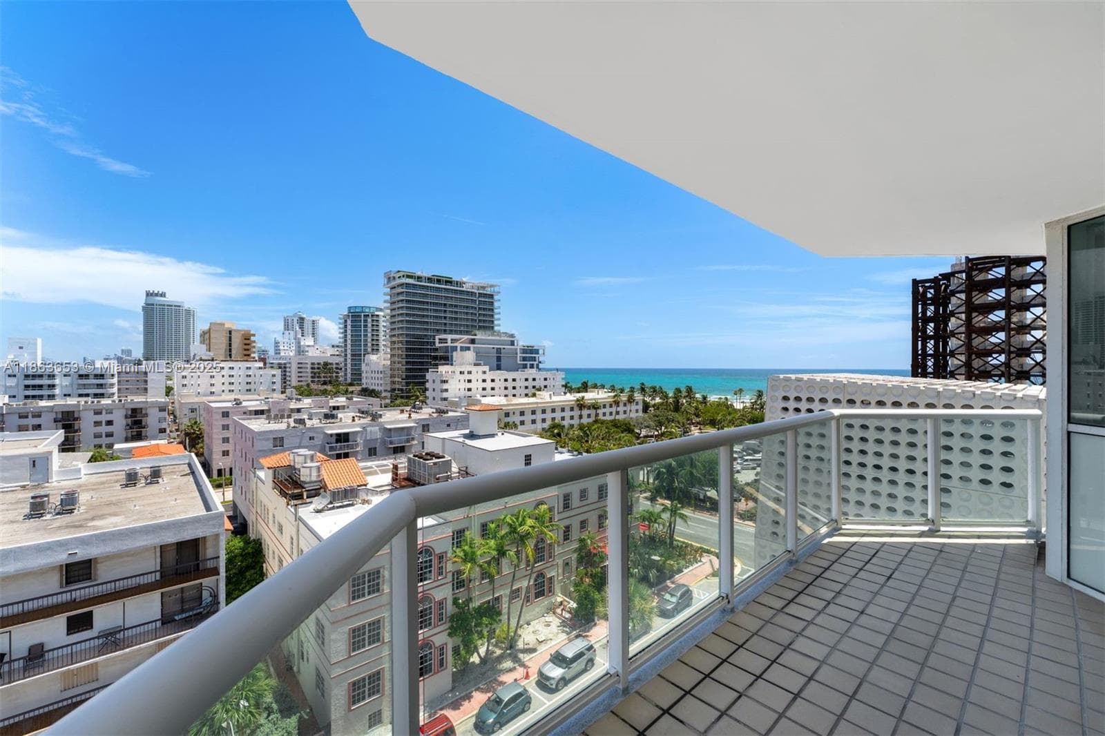 A11863653 — Miami Beach — 11