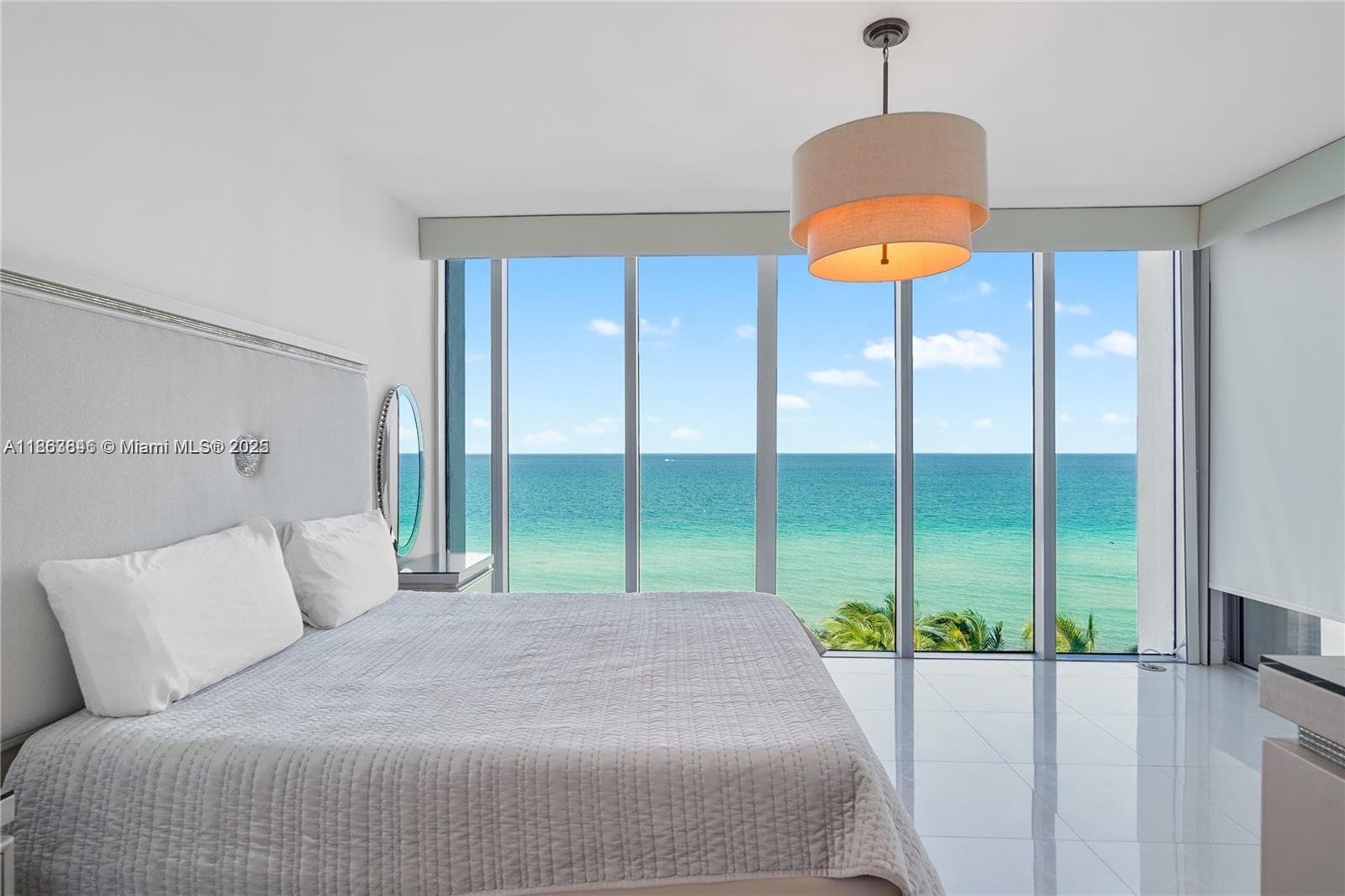 A11863846 — Miami Beach — 20