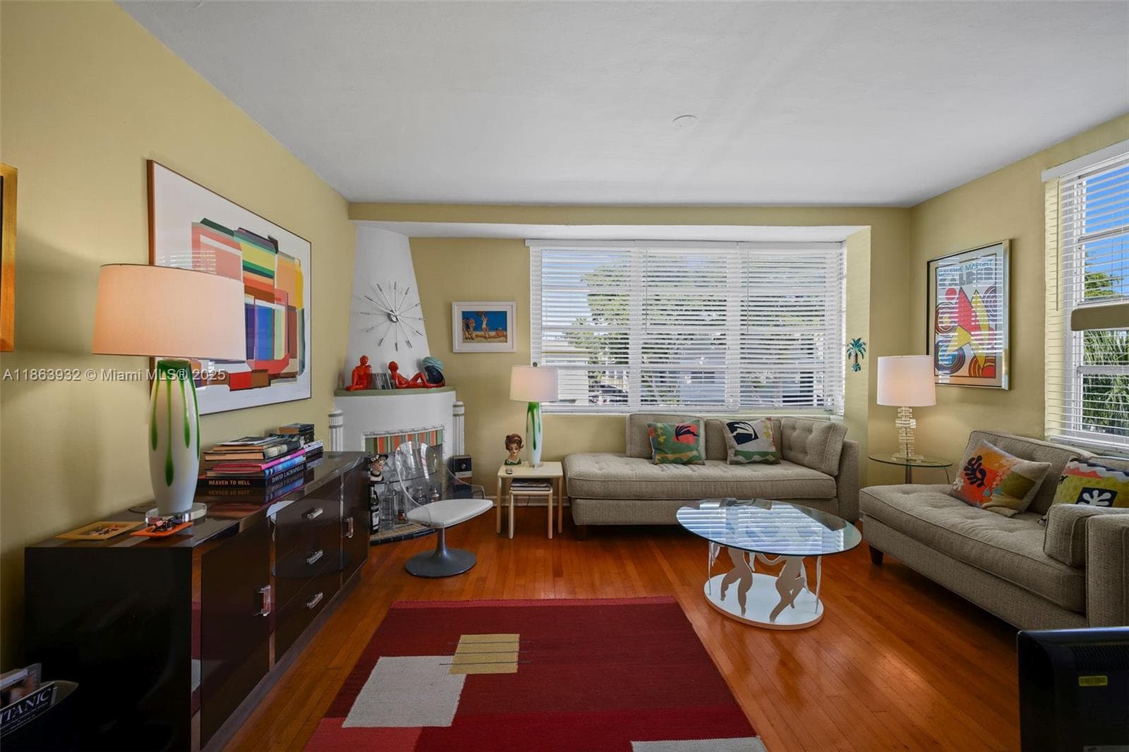 A11863932 — Miami Beach — 2