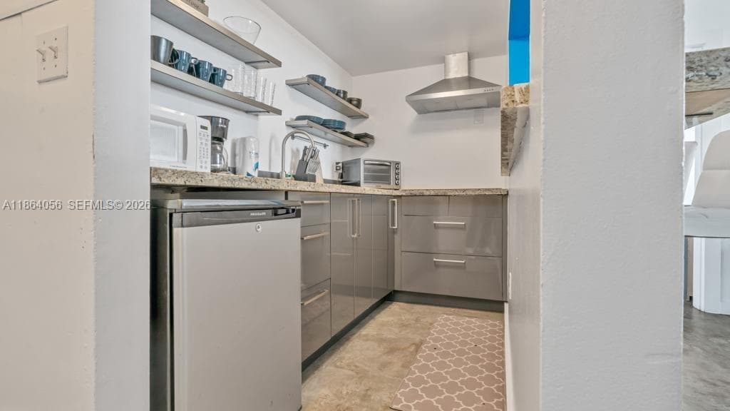 A11864056 — Miami Beach — 2