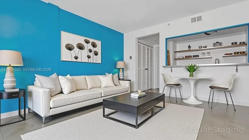 A11864056 — Miami Beach