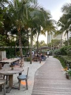 A11864311 — Miami Beach — 30