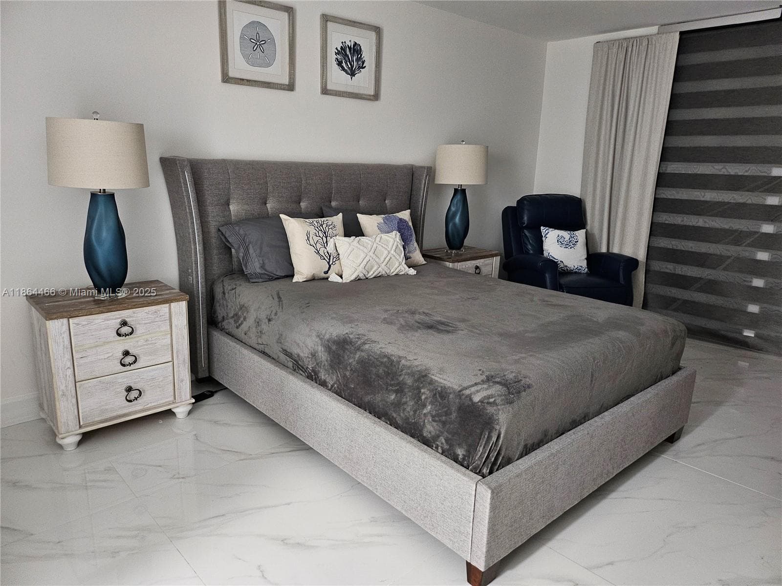 A11864466 — Miami Beach — 16