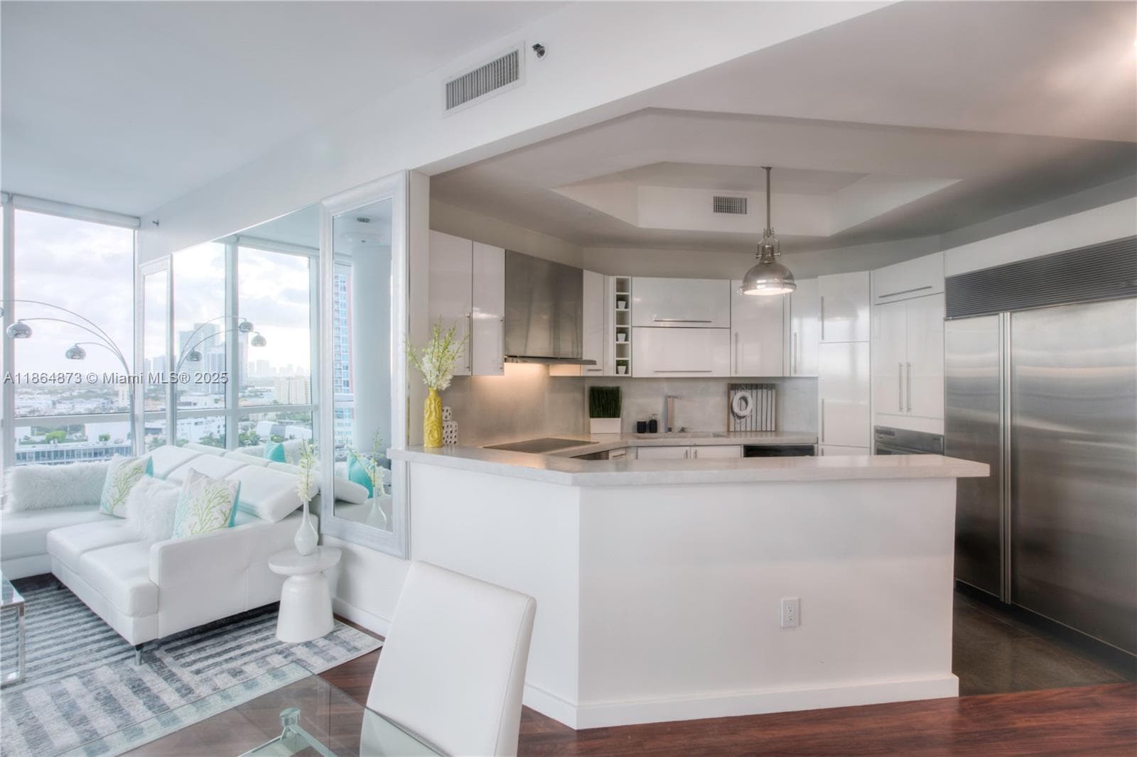 A11864873 — Miami Beach — 5