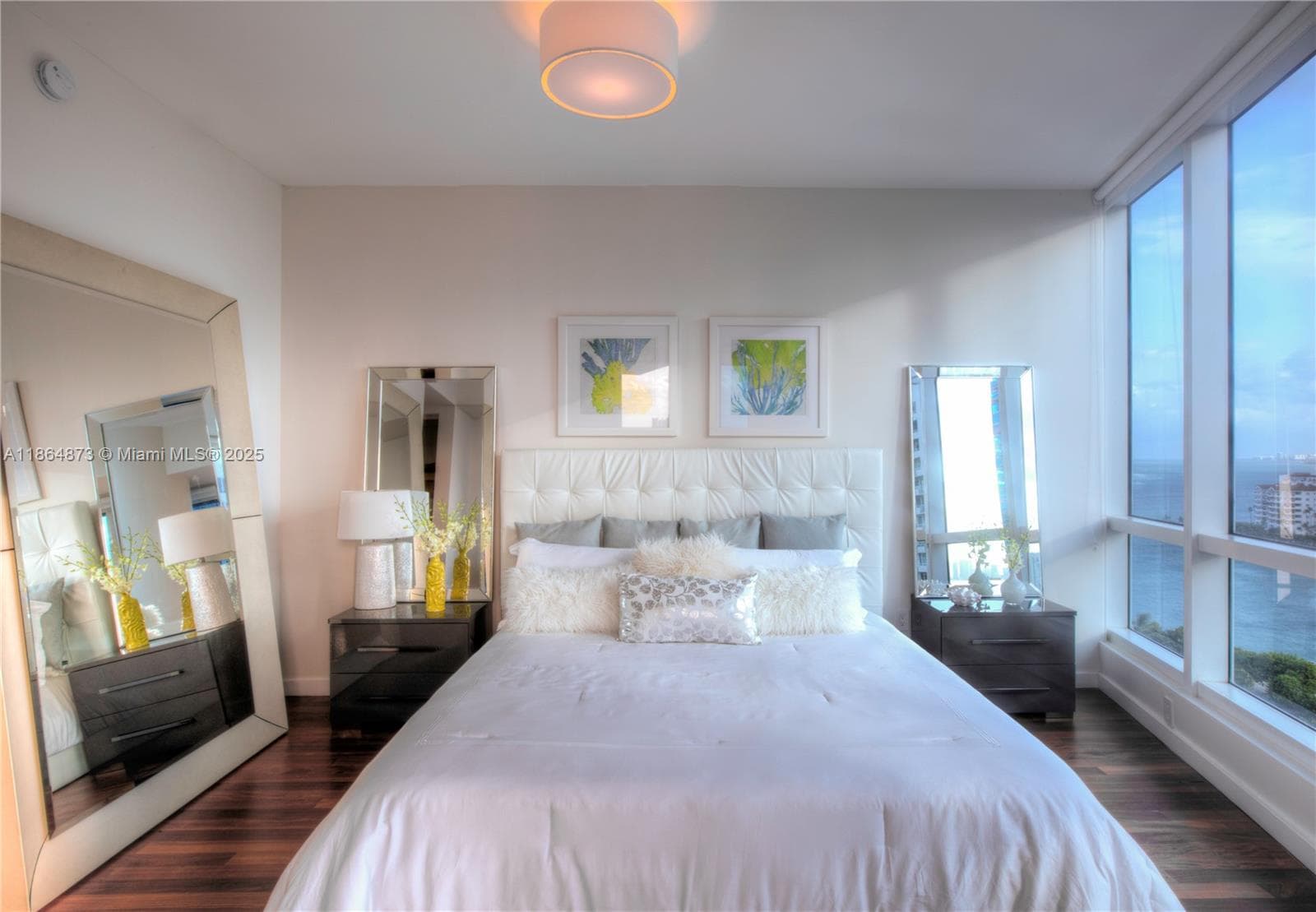 A11864873 — Miami Beach — 15