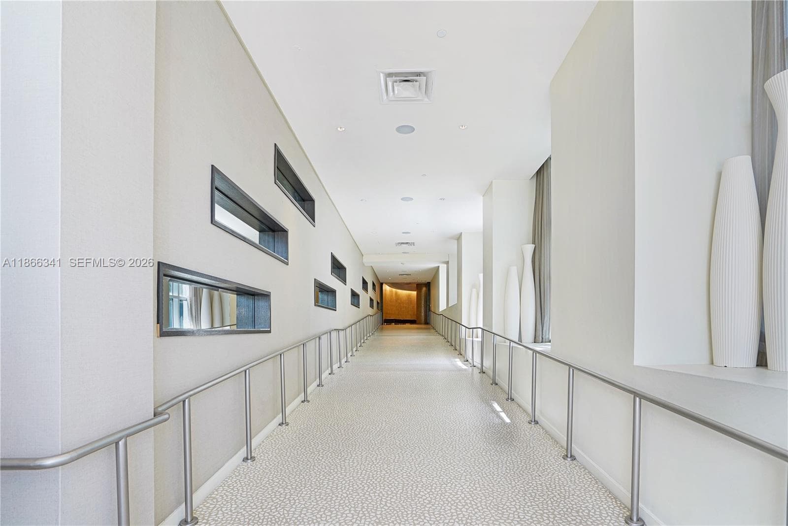 A11866341 — Miami Beach — 53