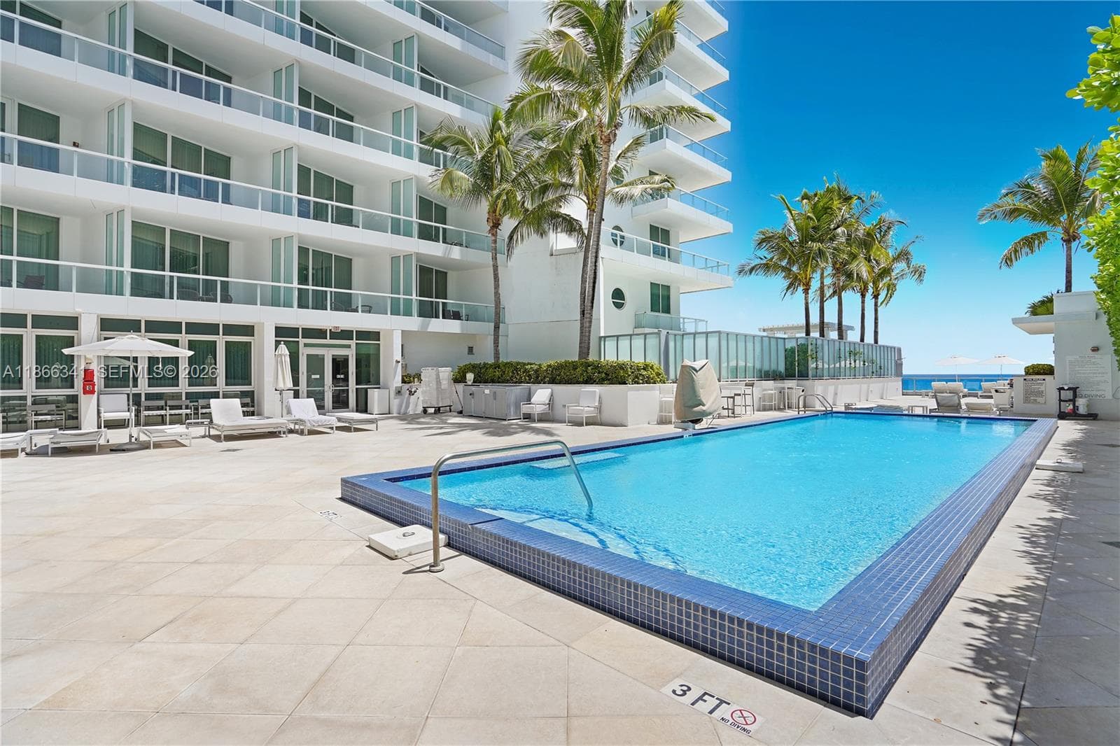 A11866341 — Miami Beach — 33