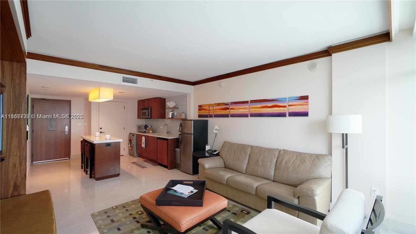 A11866733 — Miami Beach — 6