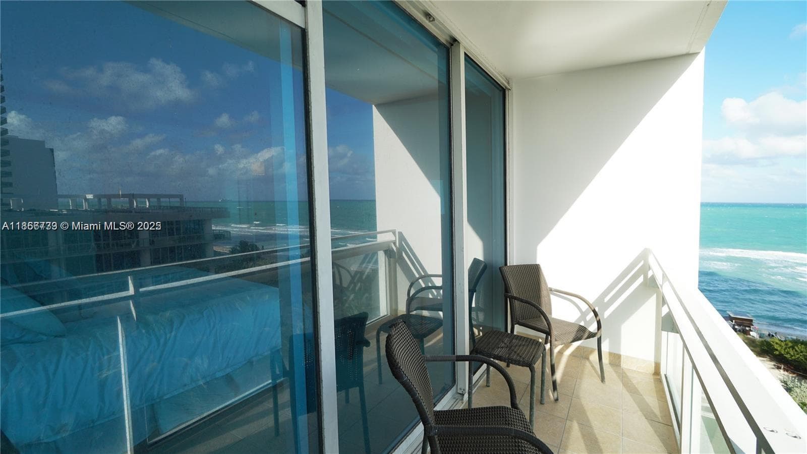 A11866733 — Miami Beach — 14