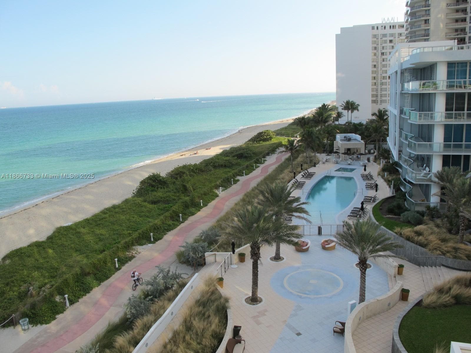 A11866733 — Miami Beach — 15
