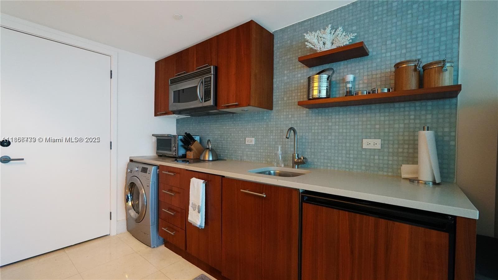 A11866733 — Miami Beach — 8