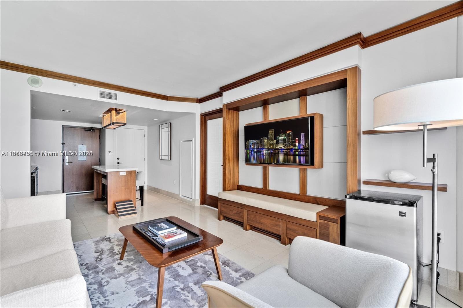 A11866755 — Miami Beach — 3