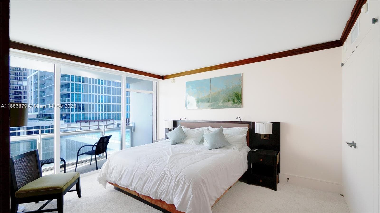 A11866871 — Miami Beach — 2