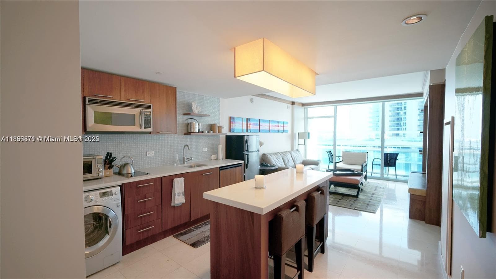 A11866871 — Miami Beach — 6