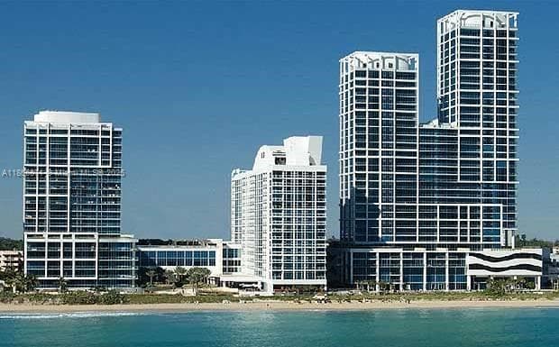 A11866871 — Miami Beach — 22