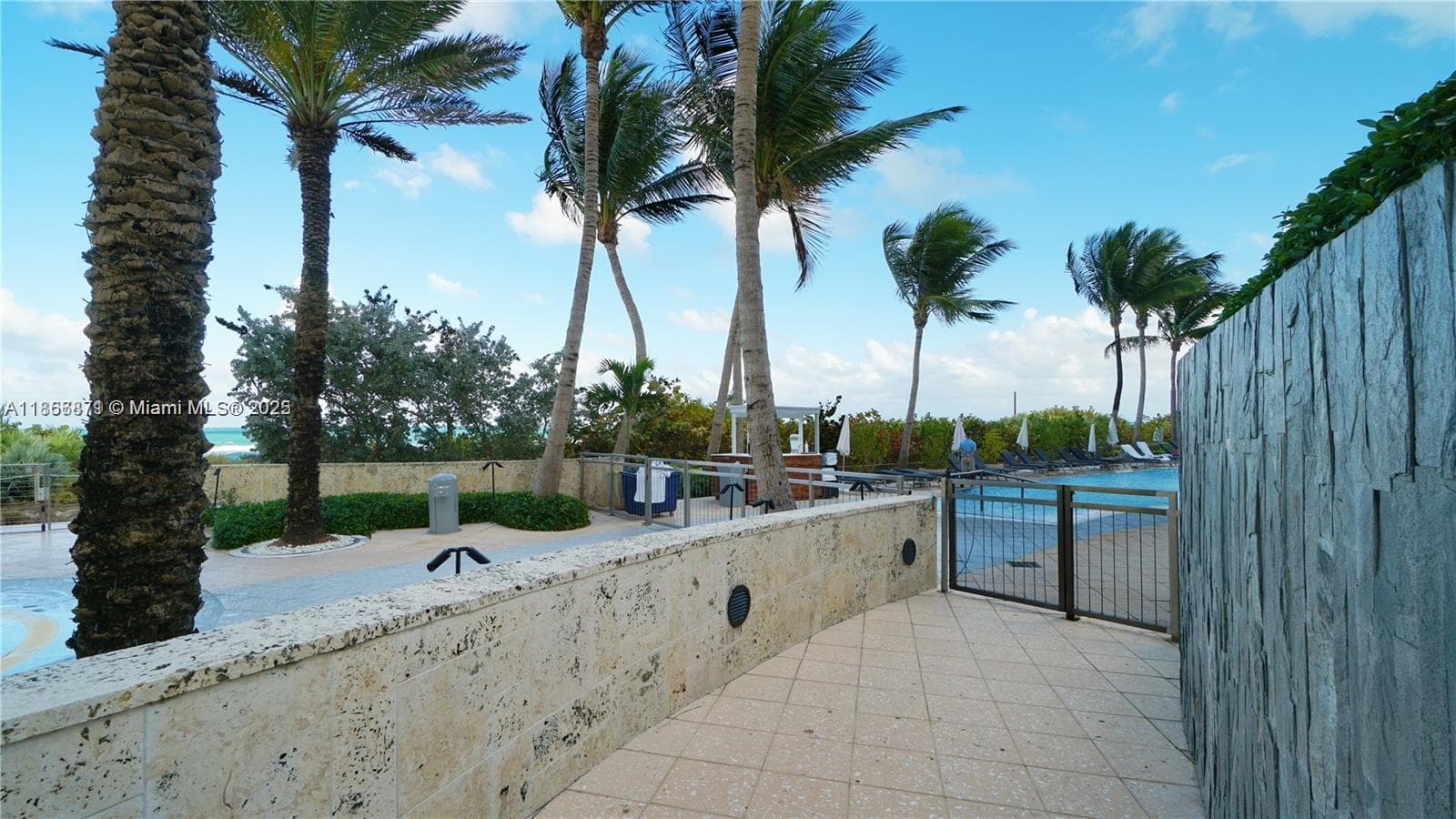 A11866871 — Miami Beach — 20