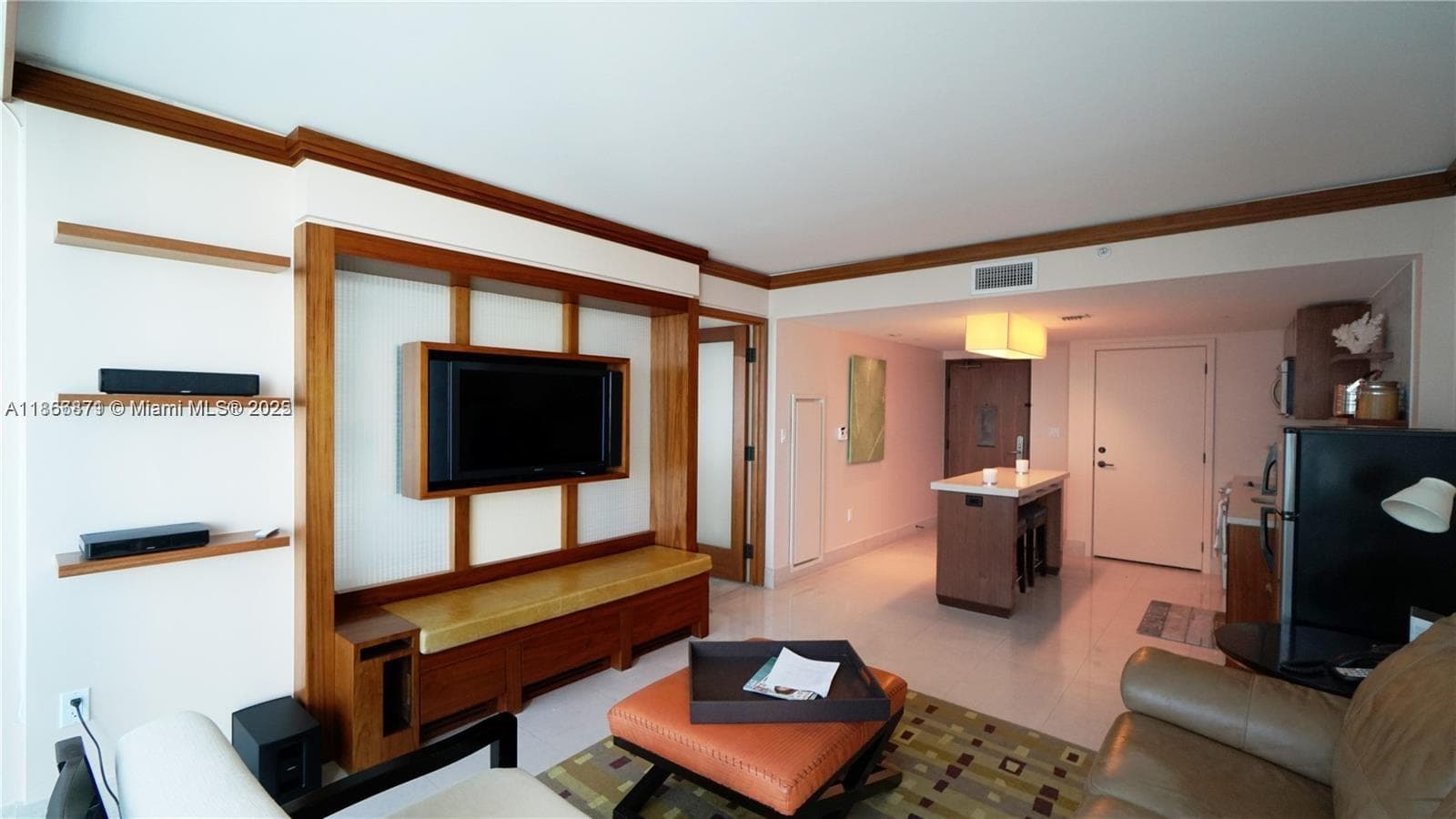 A11866871 — Miami Beach — 10