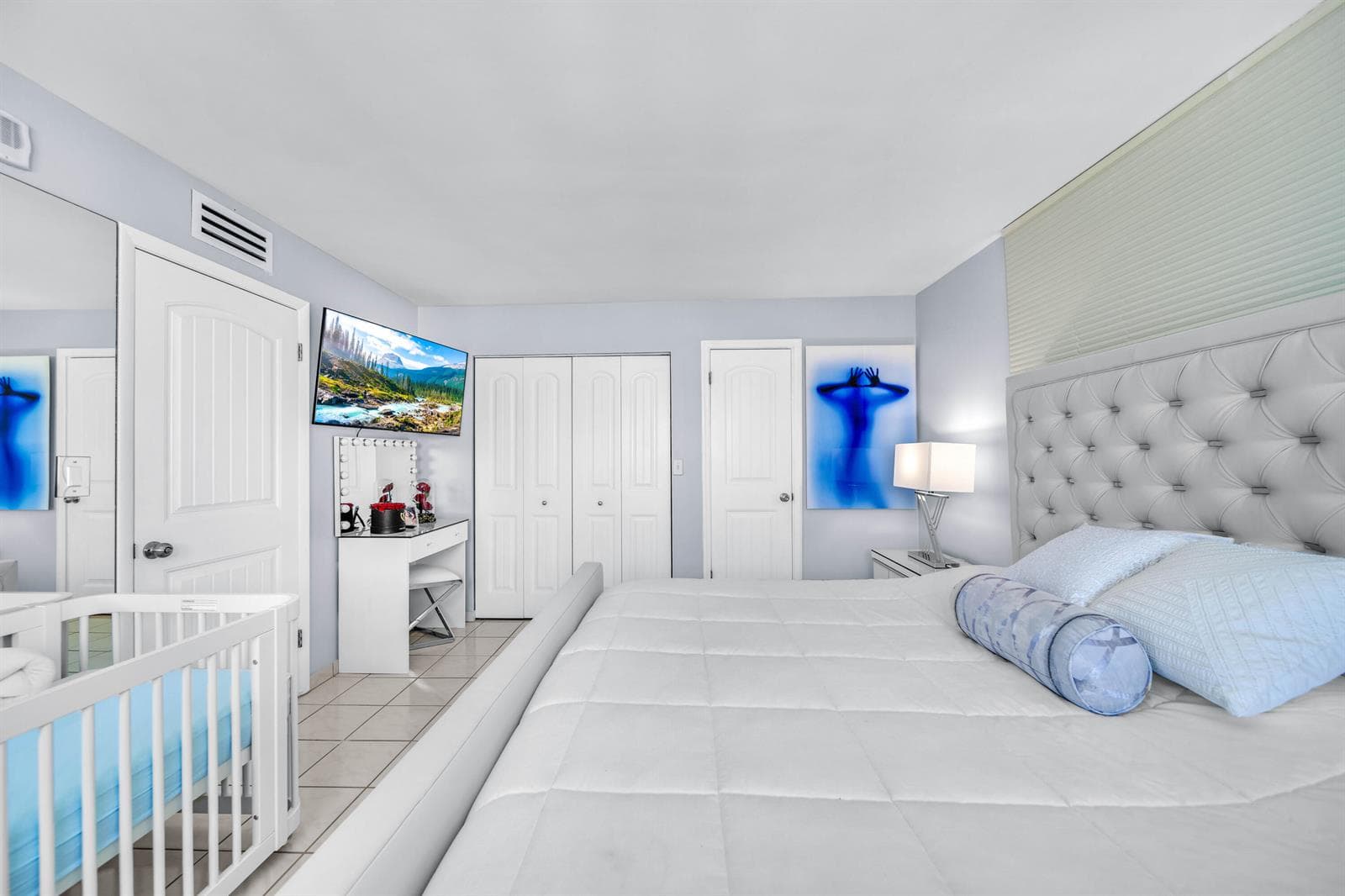 R11119469 — Miami Beach — 28