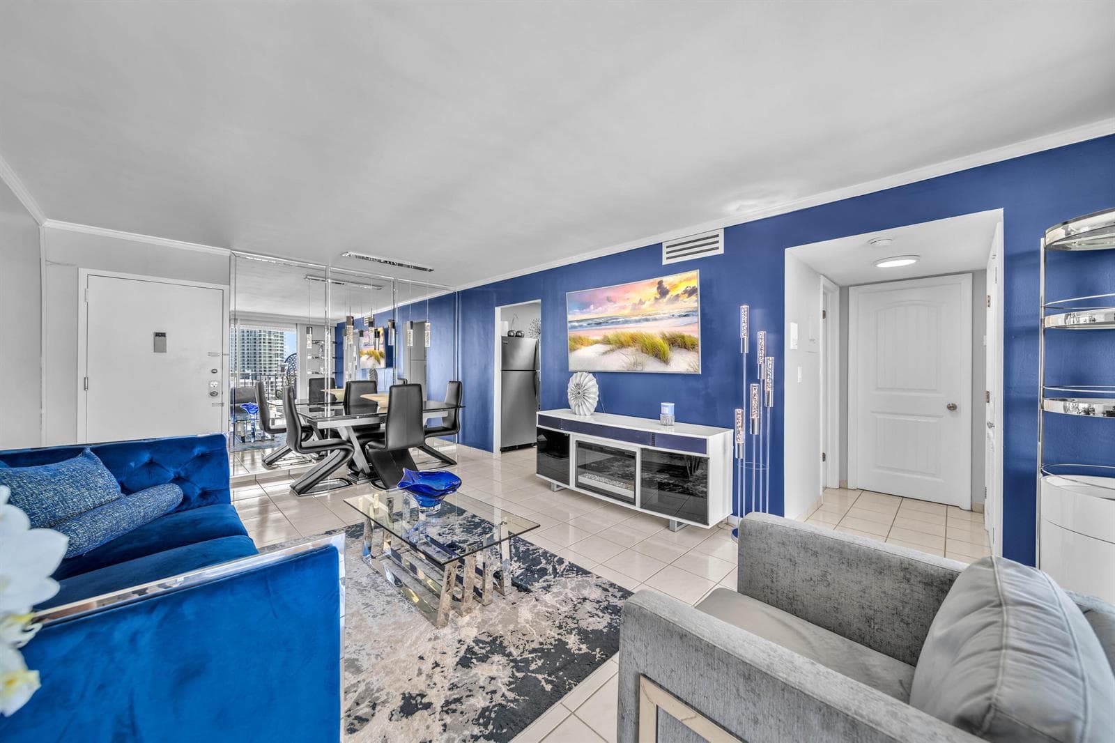 R11119469 — Miami Beach — 5