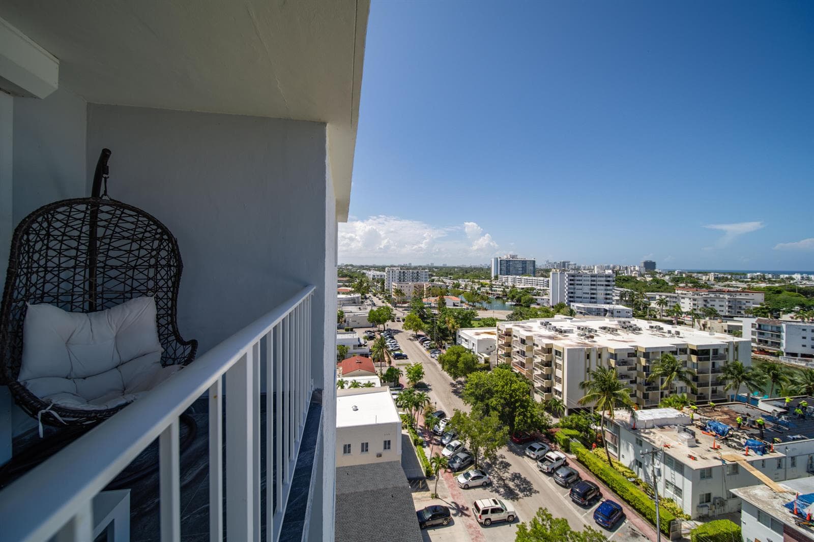 R11119469 — Miami Beach — 11