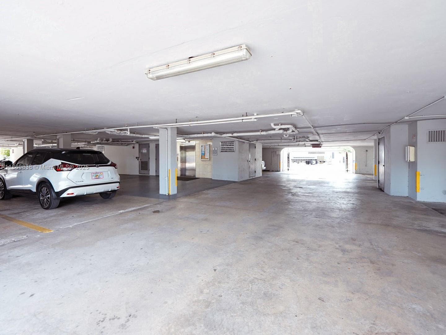 A11869838 — Miami Beach — 24