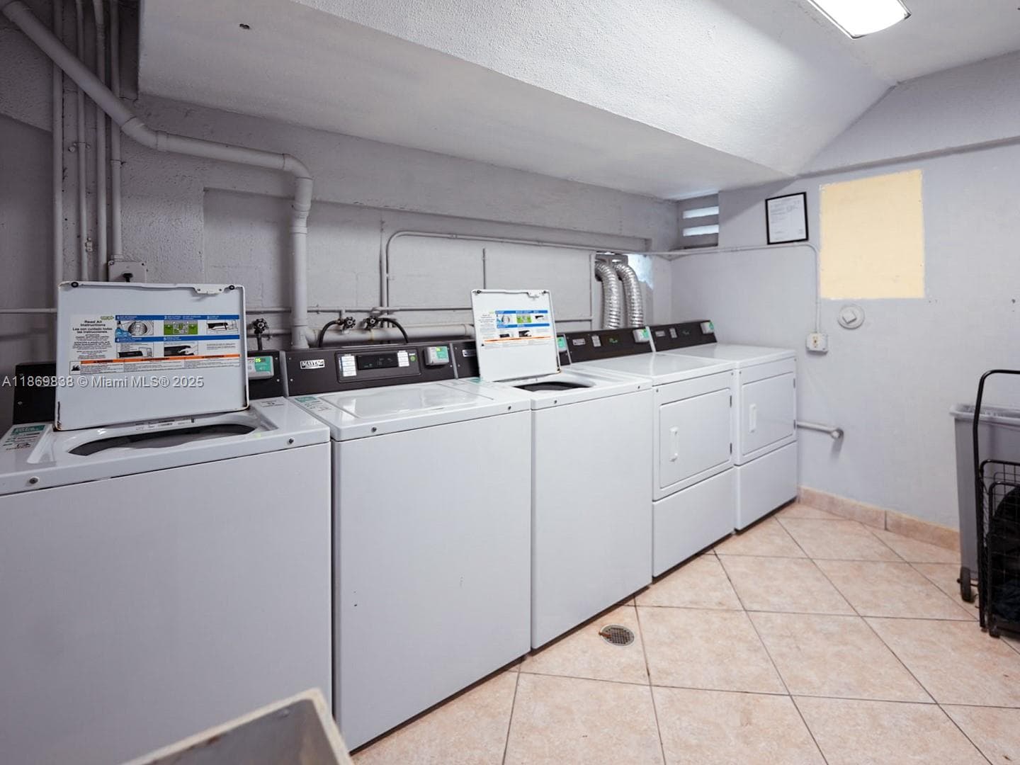 A11869838 — Miami Beach — 25