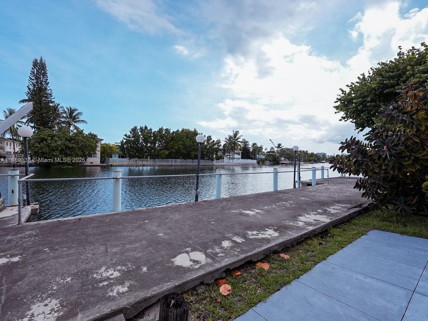 A11869838 — Miami Beach — 21