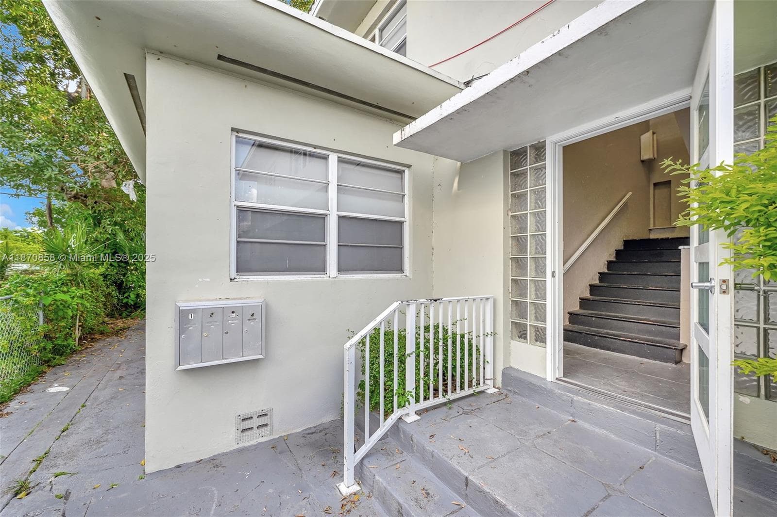 A11870858 — Miami Beach — 5