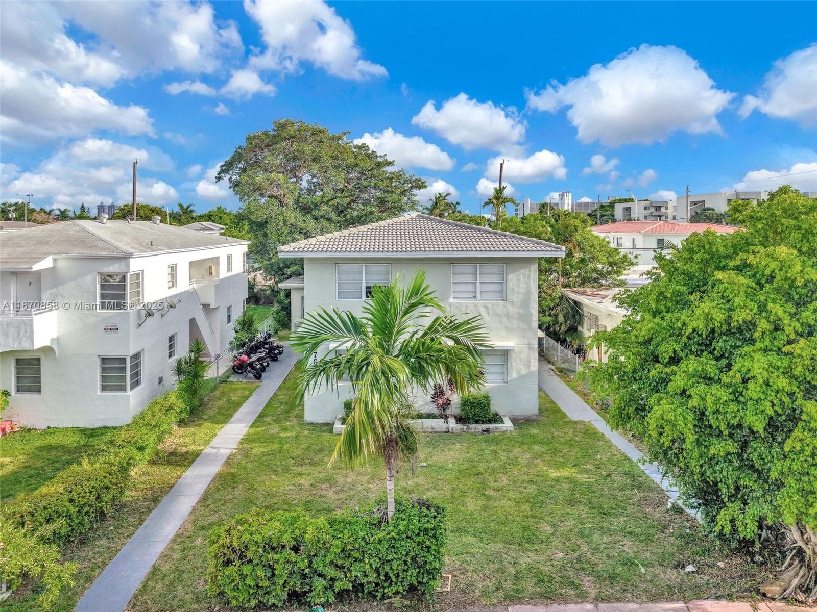 A11870858 — Miami Beach — 45