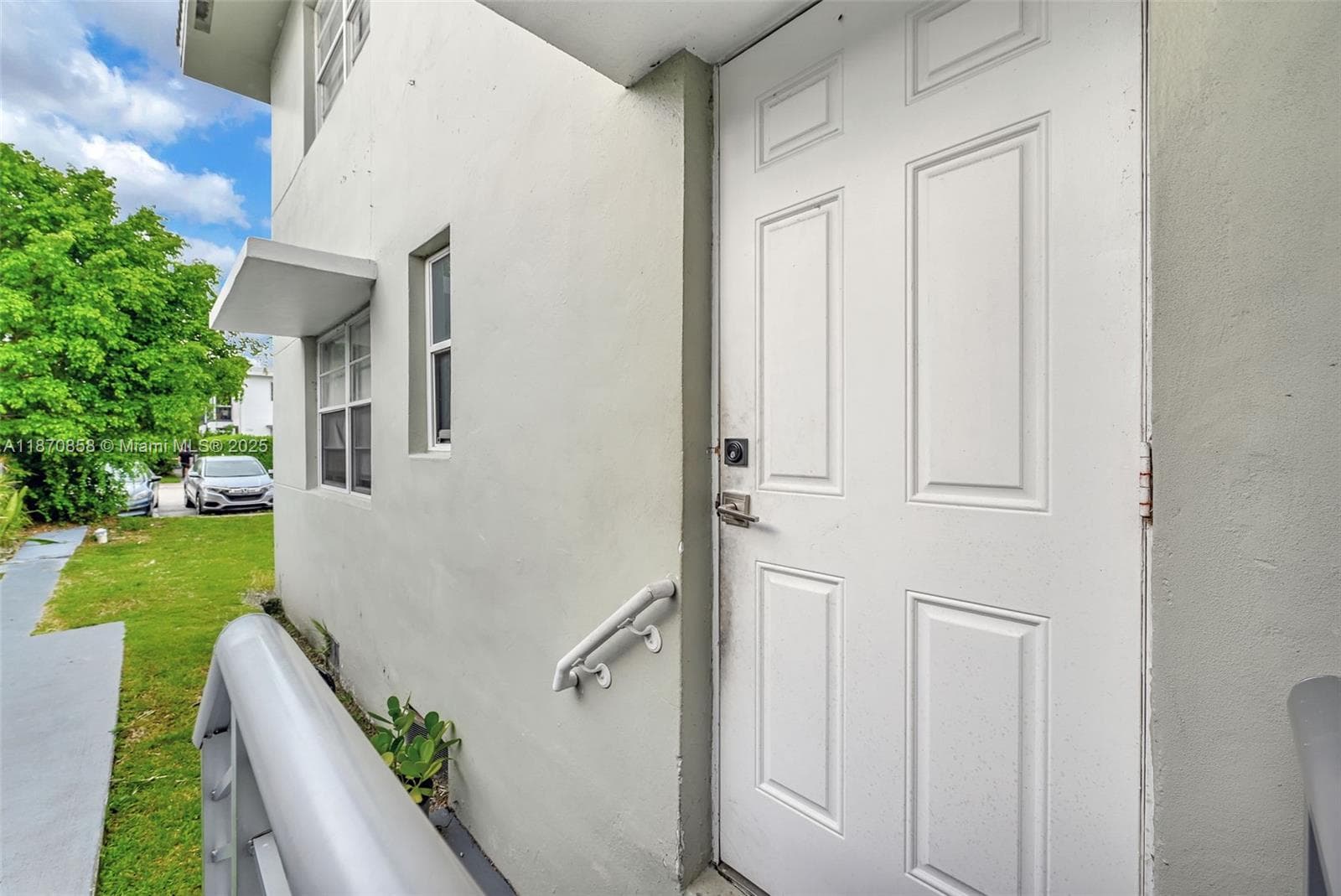 A11870858 — Miami Beach — 50