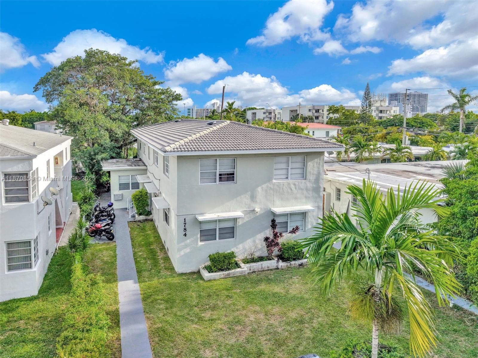 A11870858 — Miami Beach — 4
